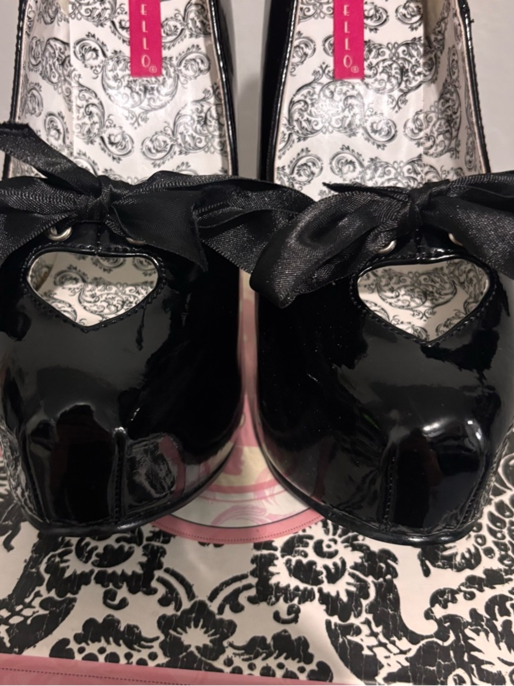 Bordello Black Patent Heart-Cut heels with Ribbon Tie - Picture 3 of 8